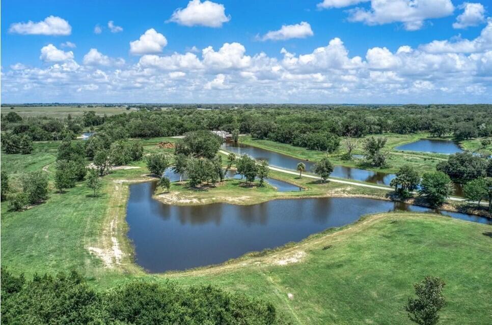 BLUE HERON GOLF & C C - Land