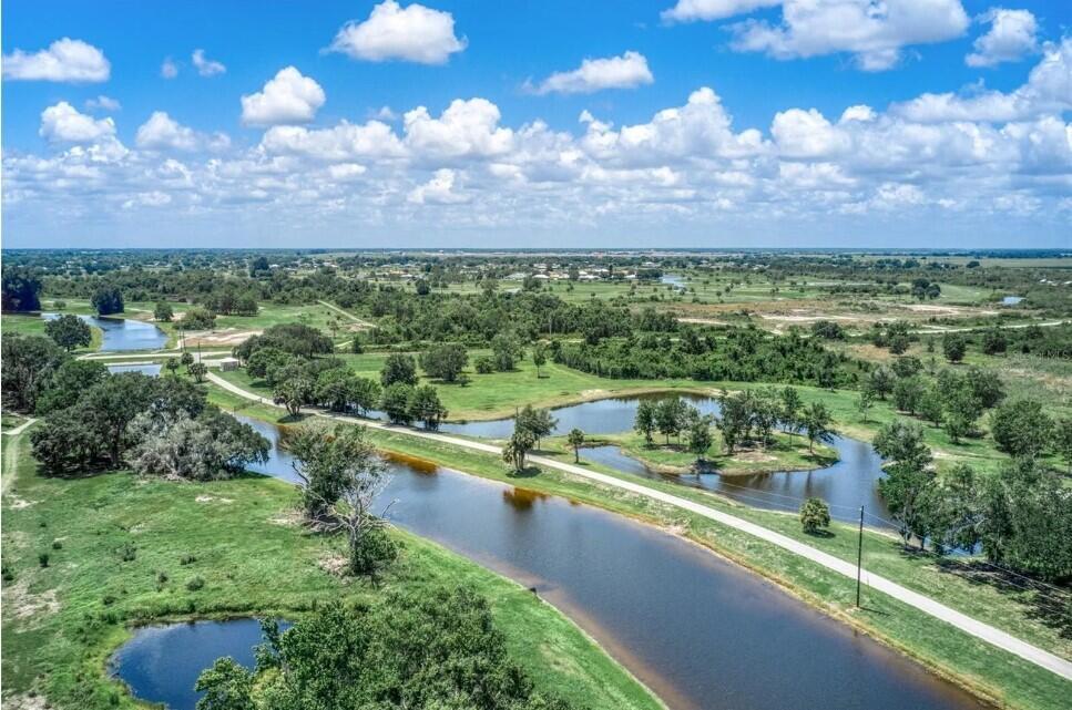 BLUE HERON GOLF & C C - Land