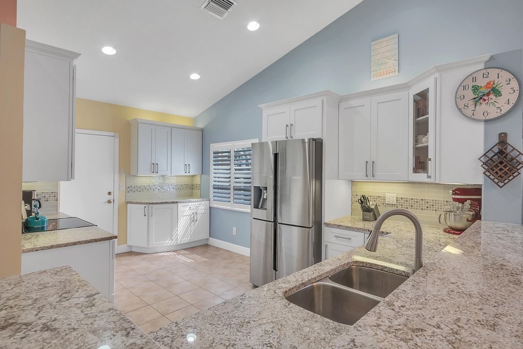 Photo of 12994 Hampton Lakes Circle, Boynton Beach, FL 33436 (MLS # R11123368)