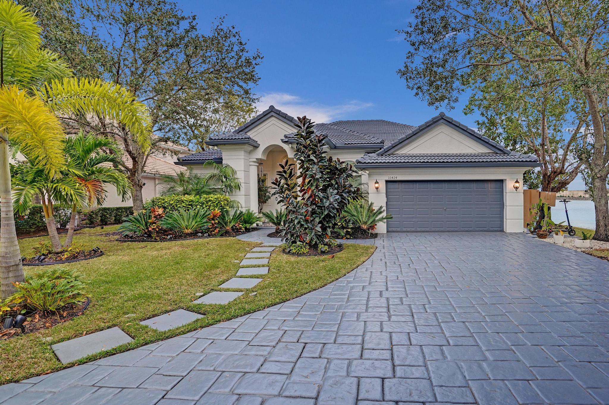 WATERS EDGE AT PARKLAND - Residential Lease