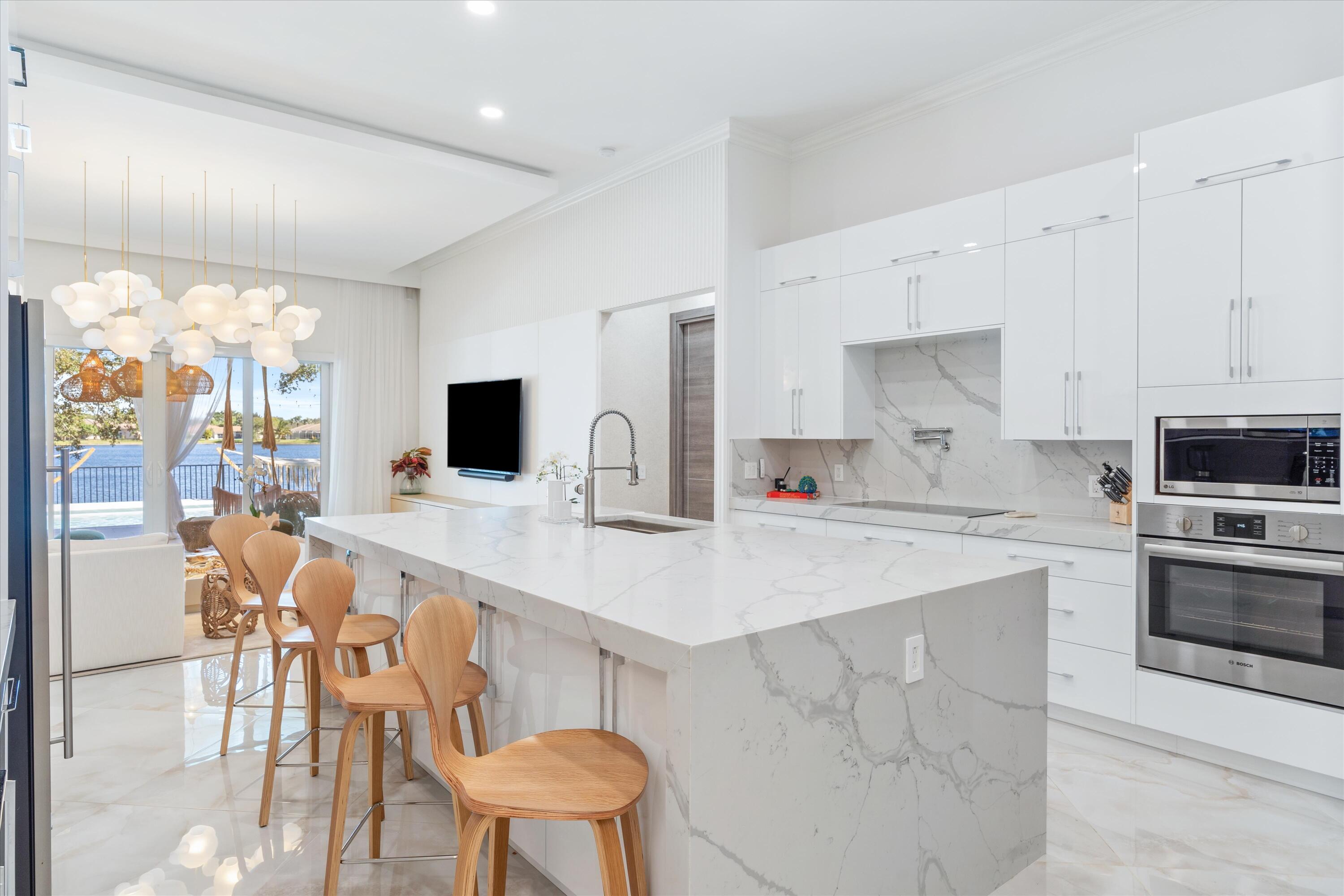 WATERS EDGE AT PARKLAND - Residential Lease