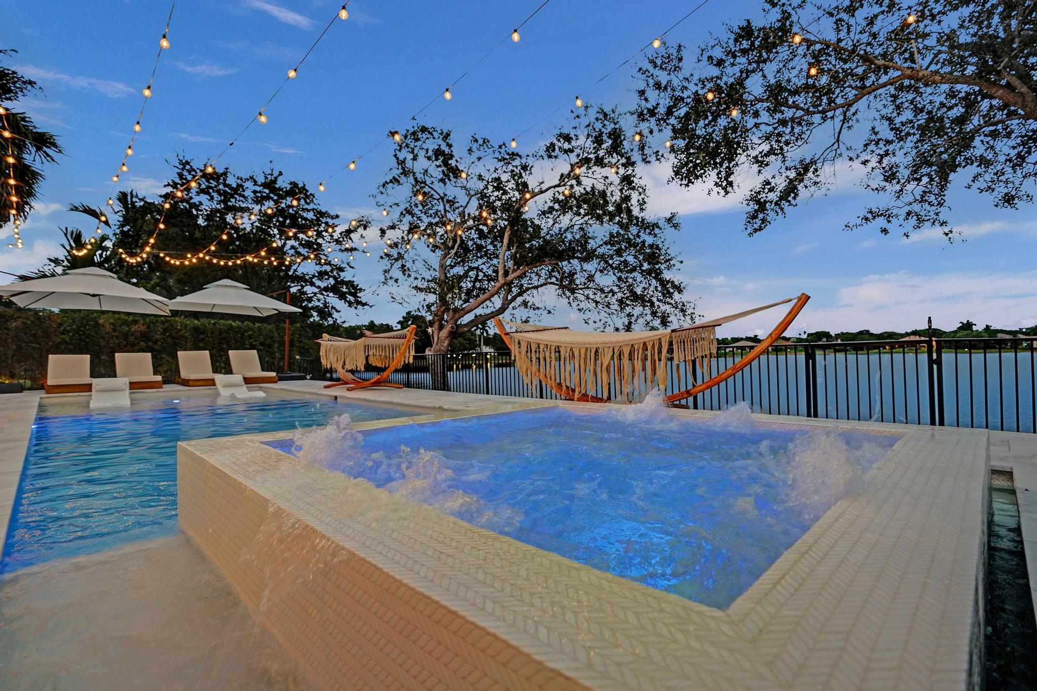 WATERS EDGE AT PARKLAND - Residential Lease