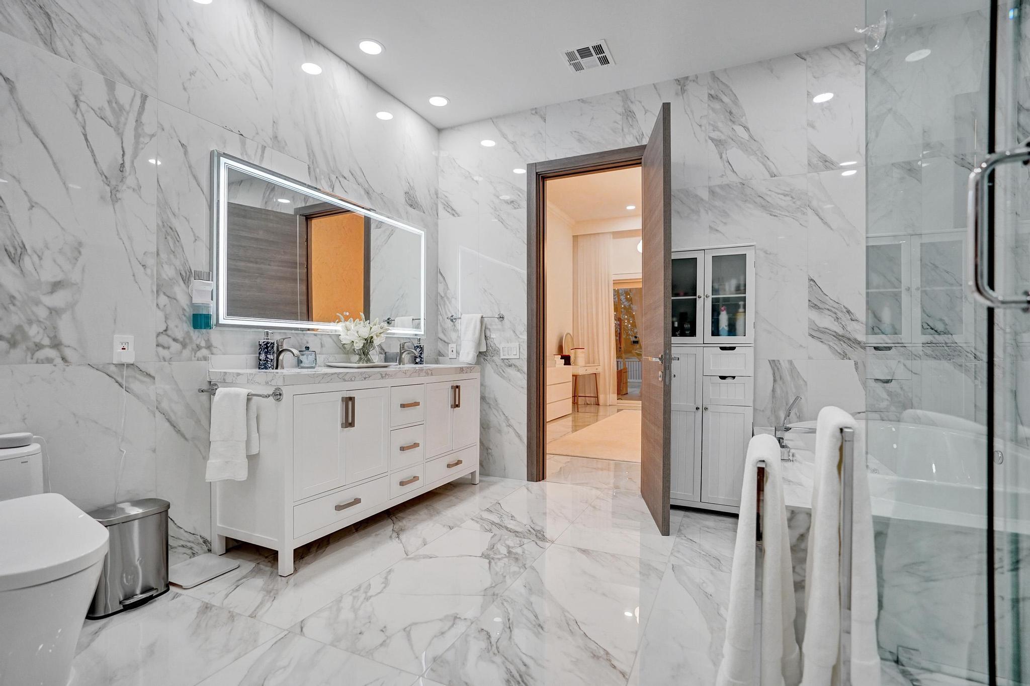 WATERS EDGE AT PARKLAND - Residential Lease