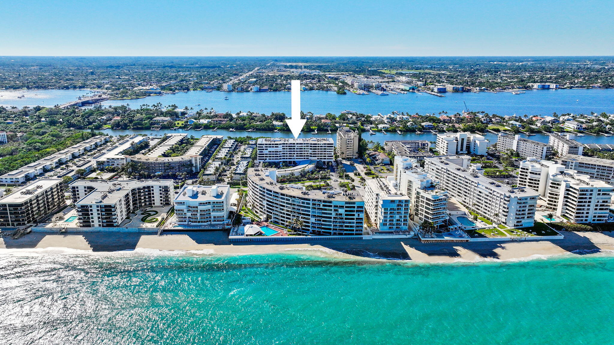 MAYFAIR HOUSE CONDO - Residential