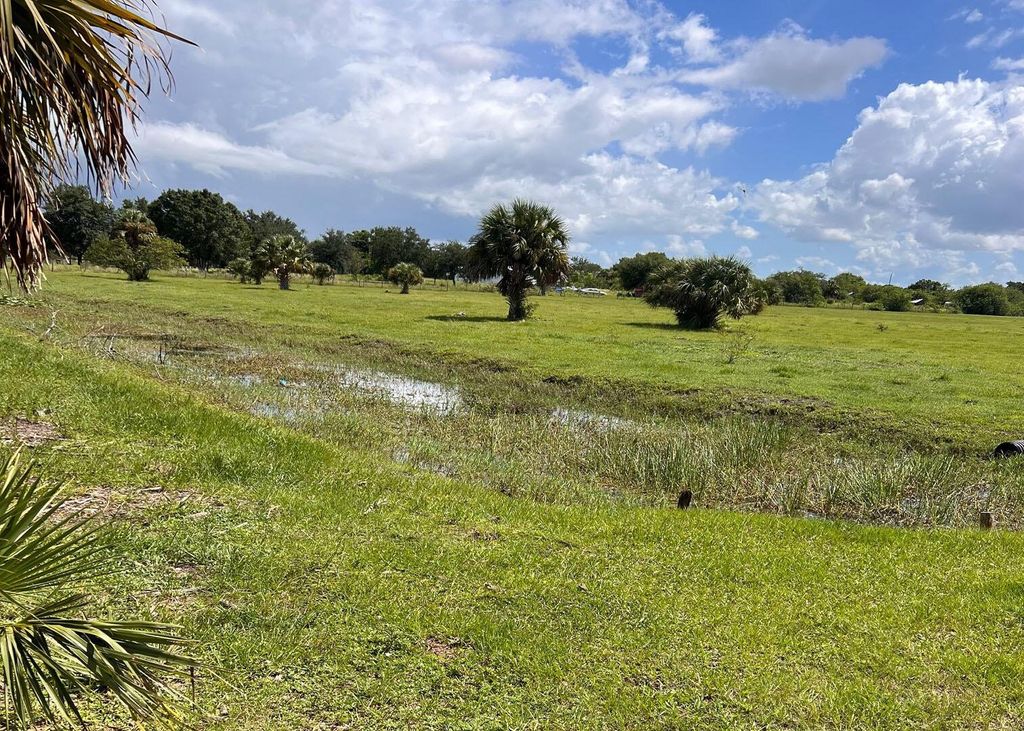 Photo of Tbd Carlton Road, Port Saint Lucie, FL 34987 (MLS # R11108021)