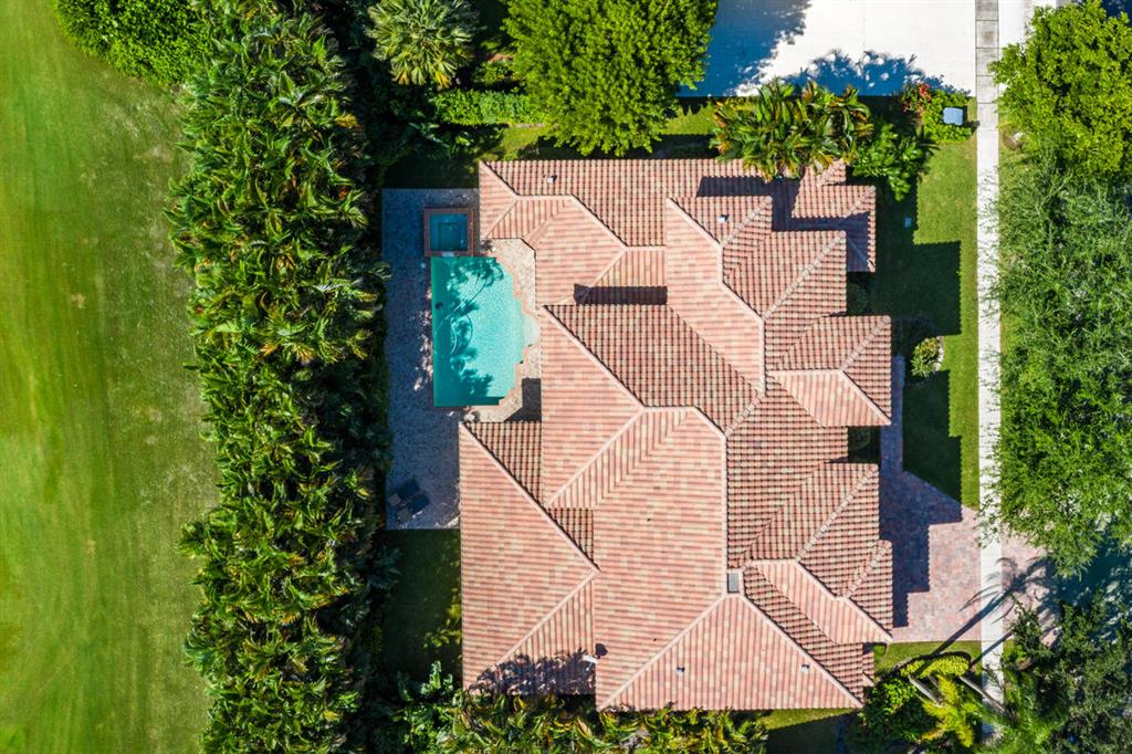 WOODFIELD HUNT CLUB - Residential