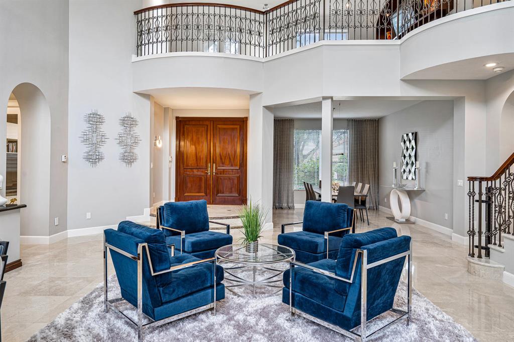 WOODFIELD HUNT CLUB - Residential