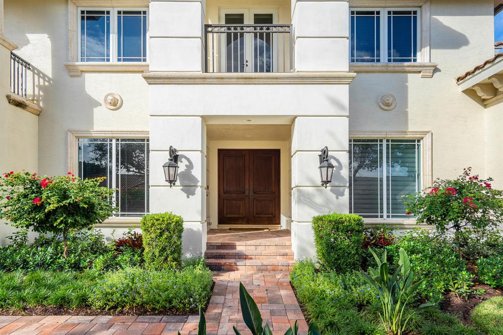 WOODFIELD HUNT CLUB - Residential