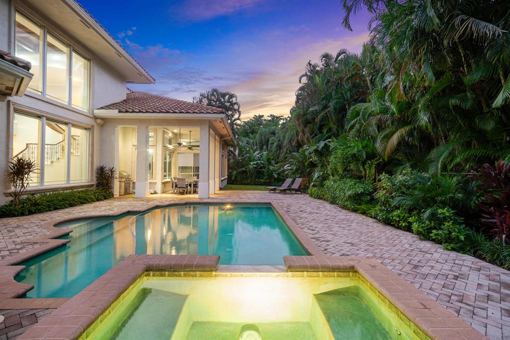 WOODFIELD HUNT CLUB - Residential