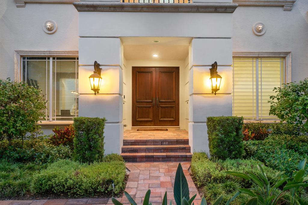 WOODFIELD HUNT CLUB - Residential