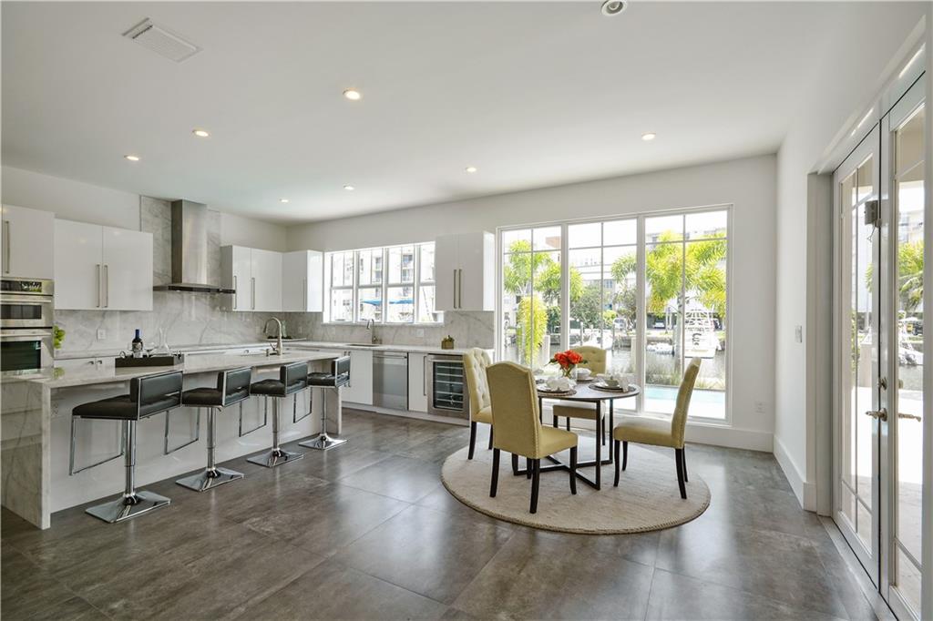 LAUDERDALE HARBORS - Residential