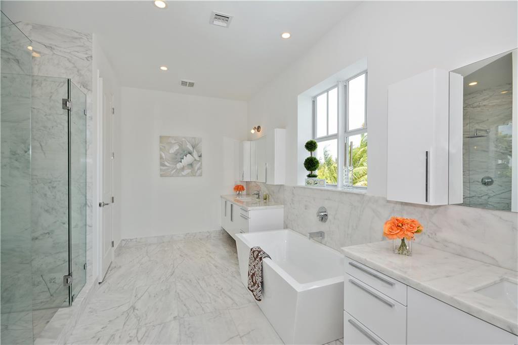 LAUDERDALE HARBORS - Residential