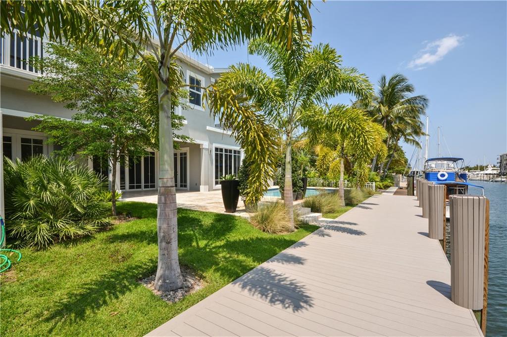 LAUDERDALE HARBORS - Residential