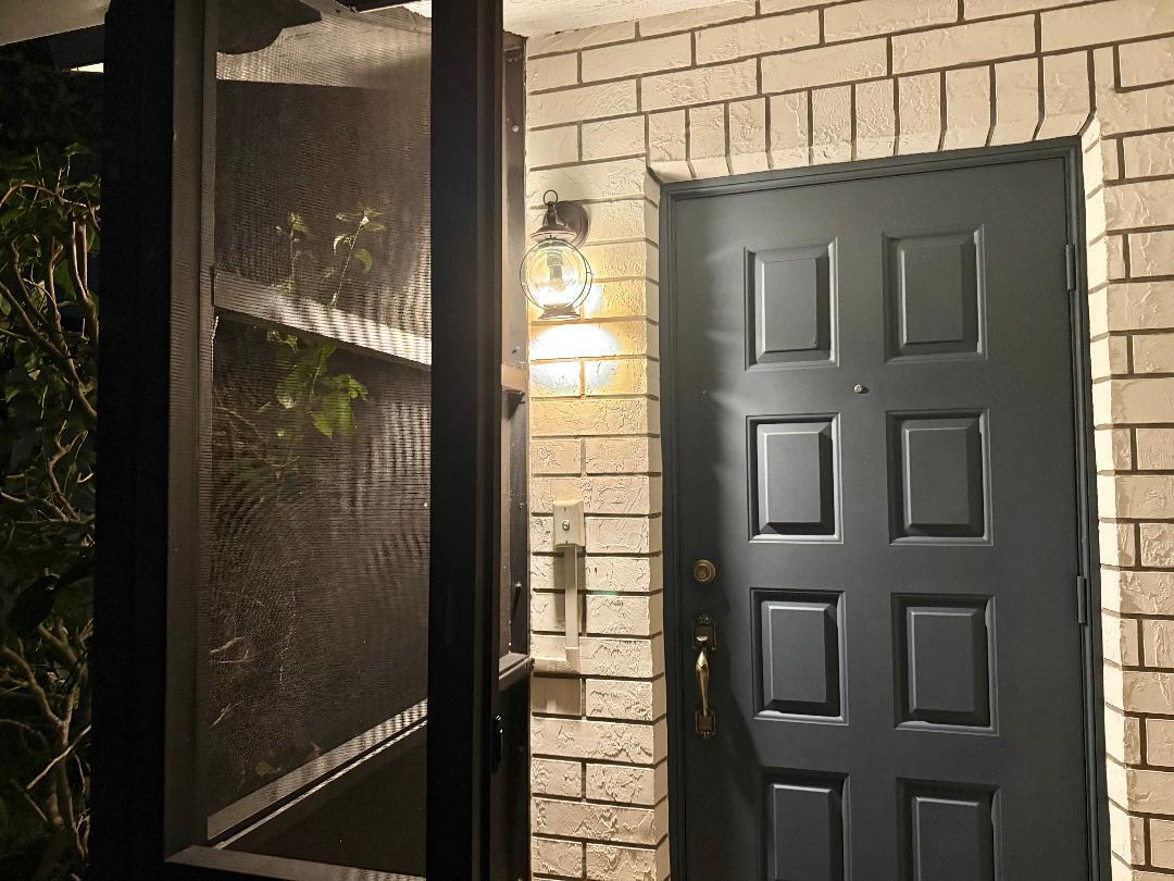 DELRAY VILLAS 5 - Residential