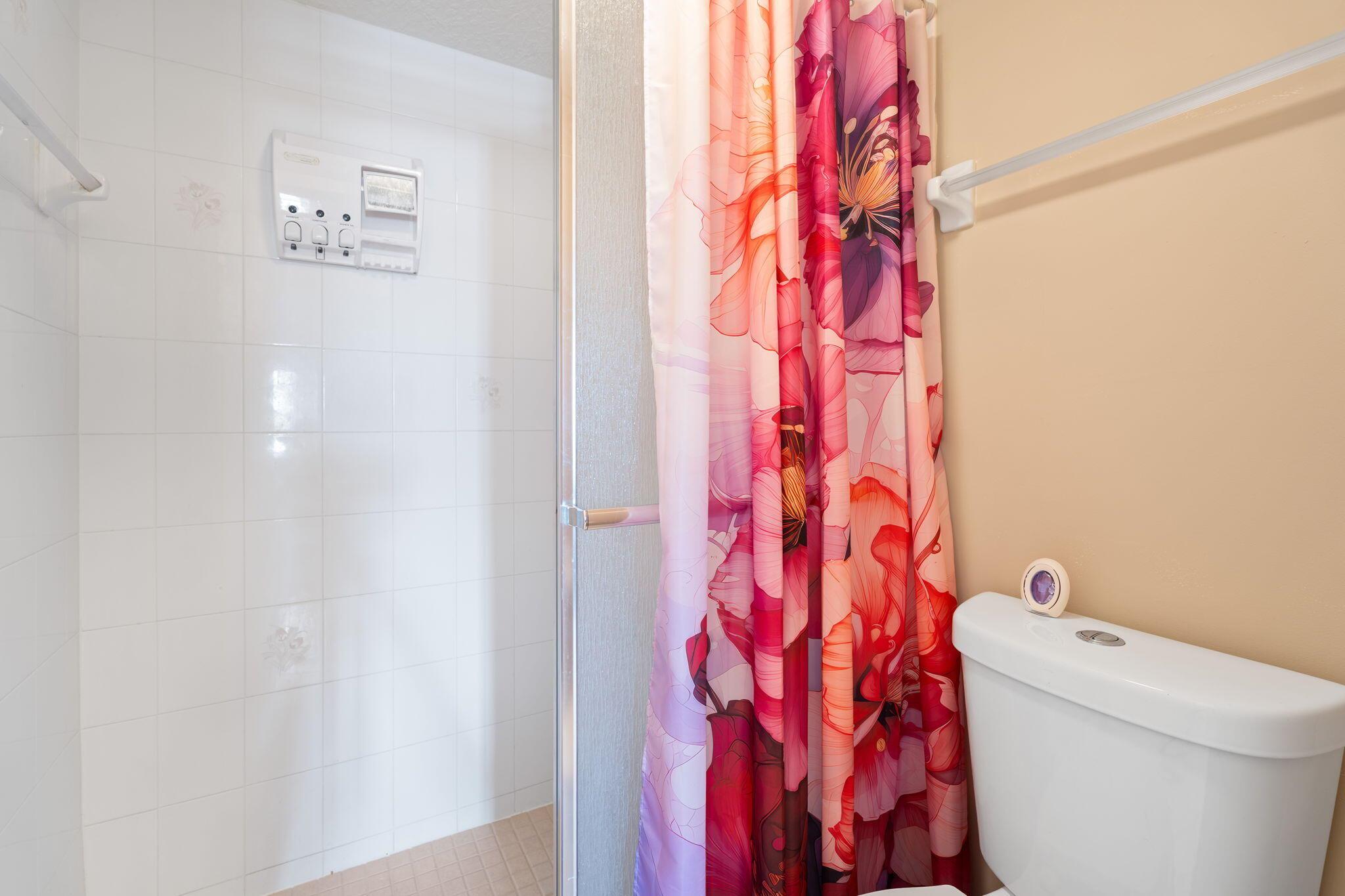 POPPLETON CREEK CONDO - Residential