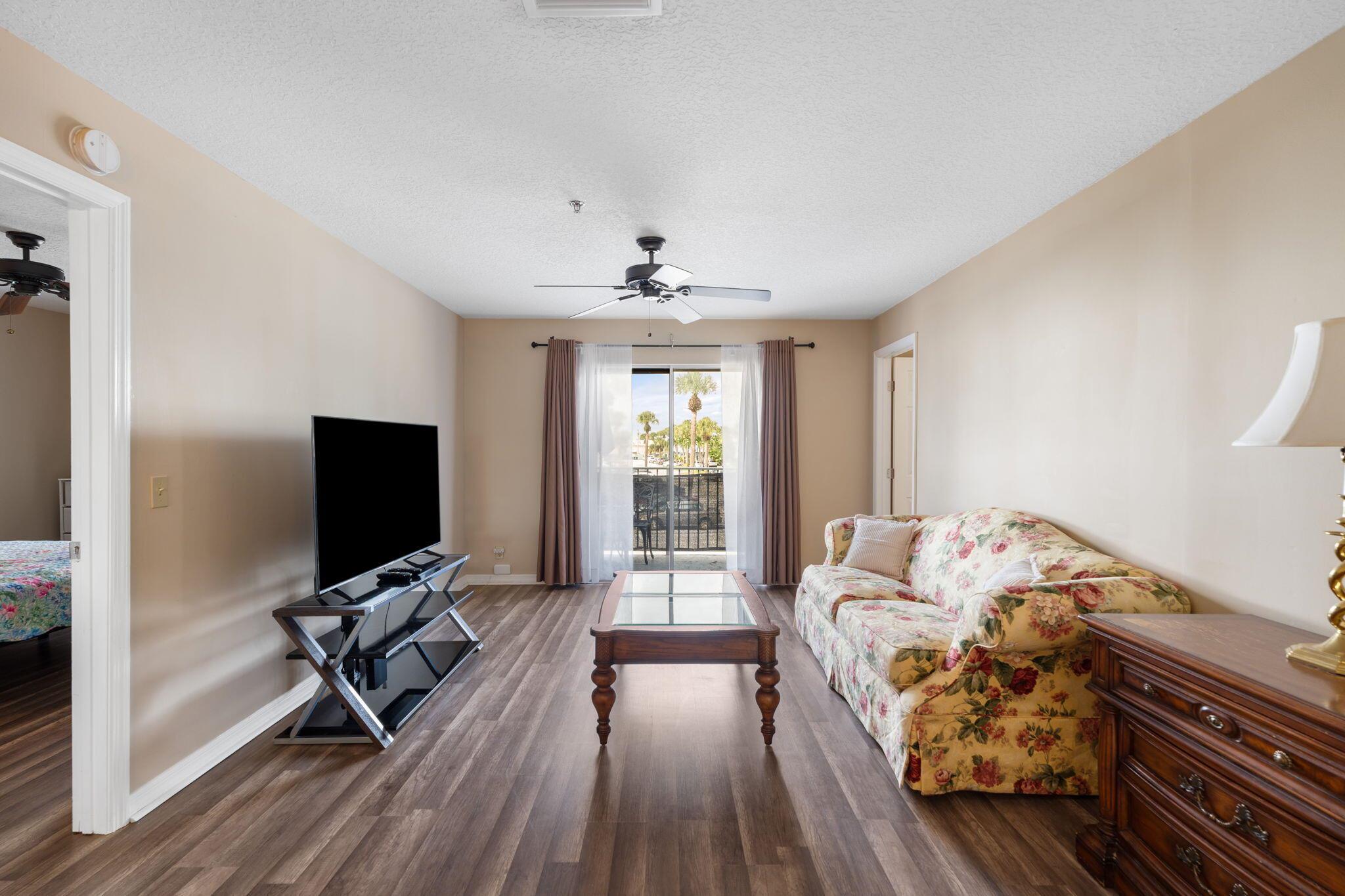 POPPLETON CREEK CONDO - Residential