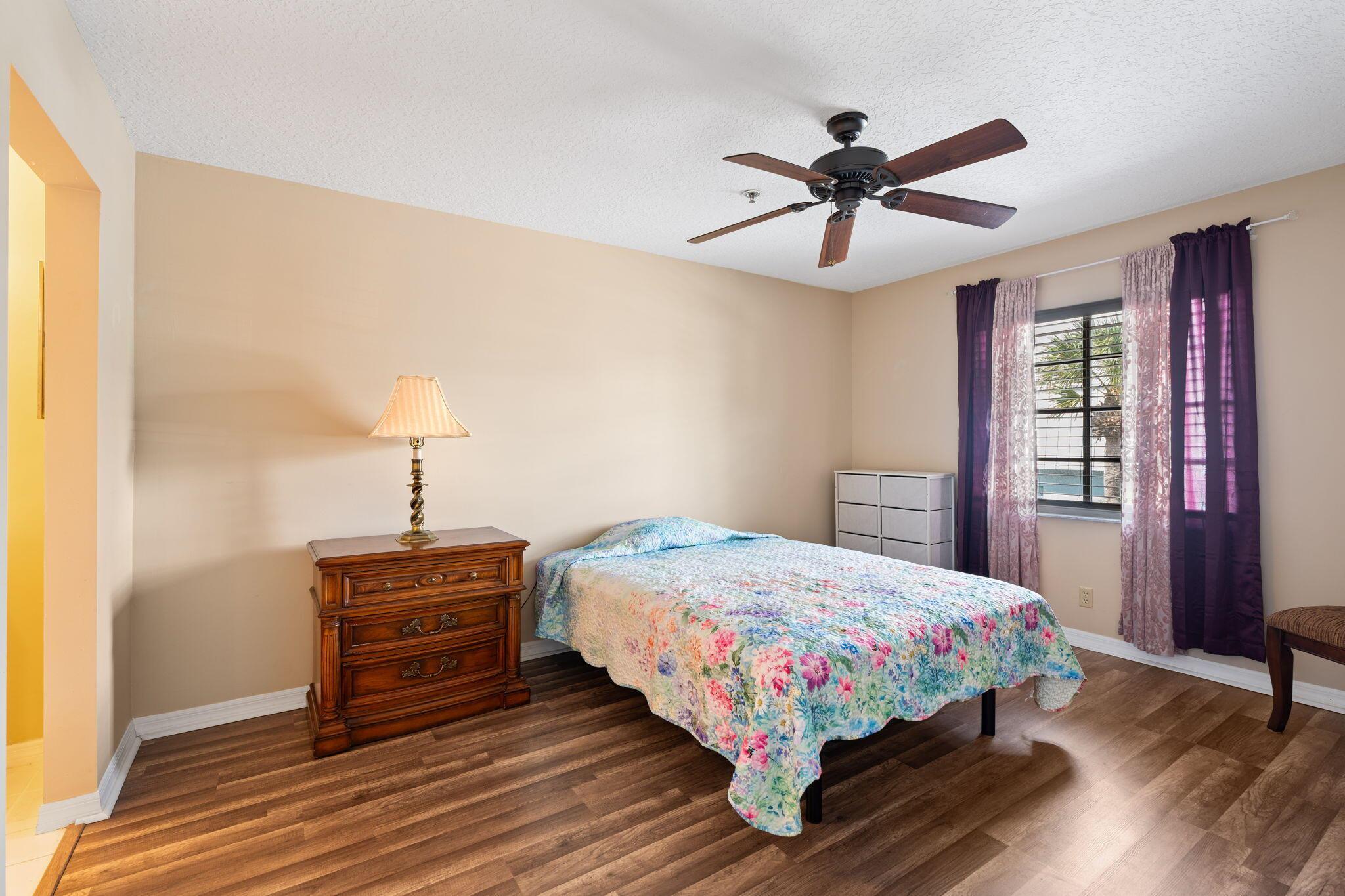 POPPLETON CREEK CONDO - Residential
