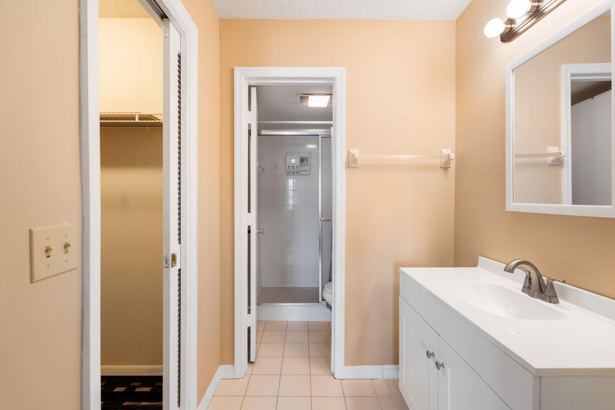 POPPLETON CREEK CONDO - Residential