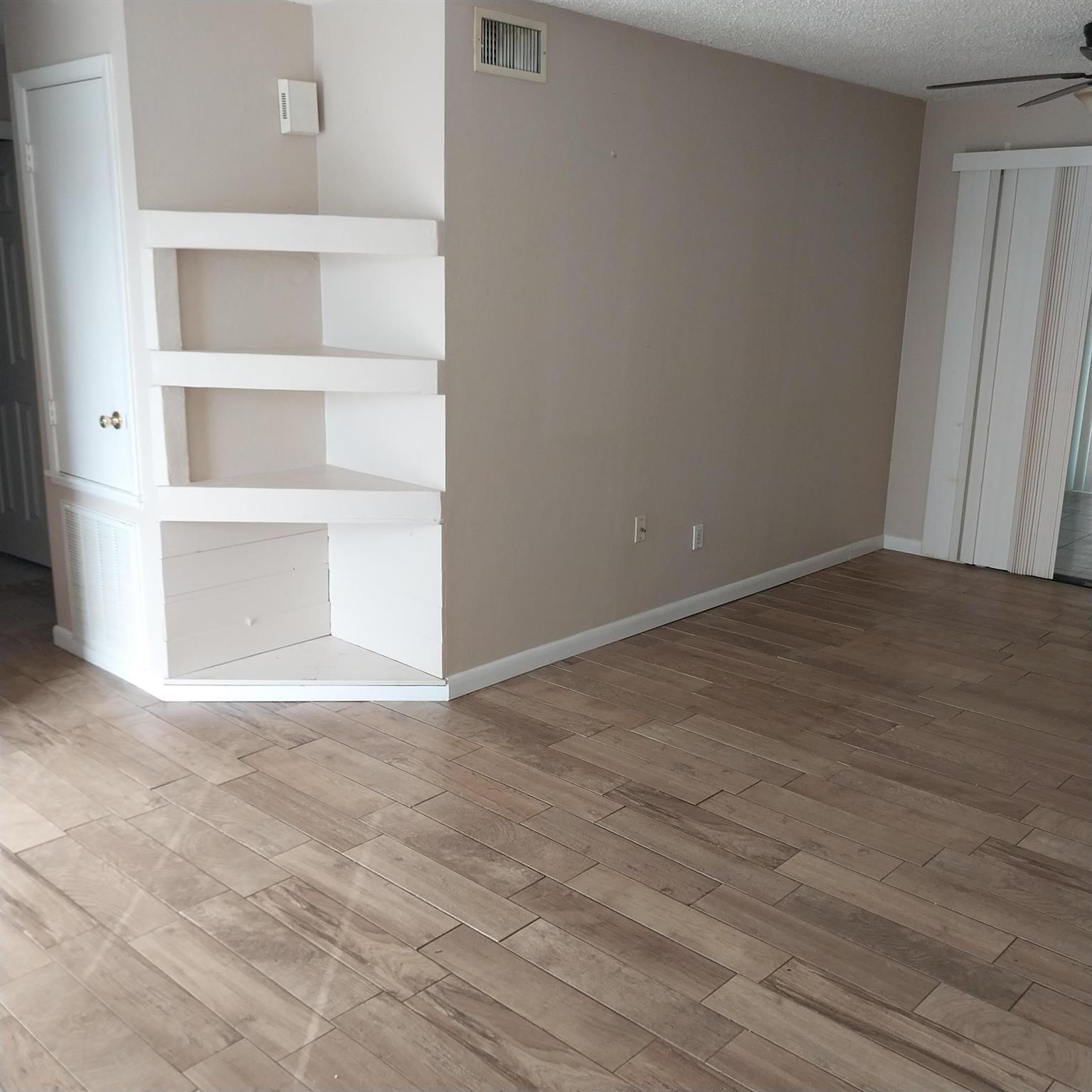 PORT ST LUCIE SECTION 18 - Residential