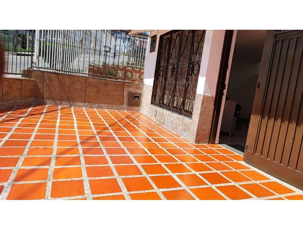 Beautiful 2 story house for sale Manizales Barrio Chipre Colombia Estrato 4