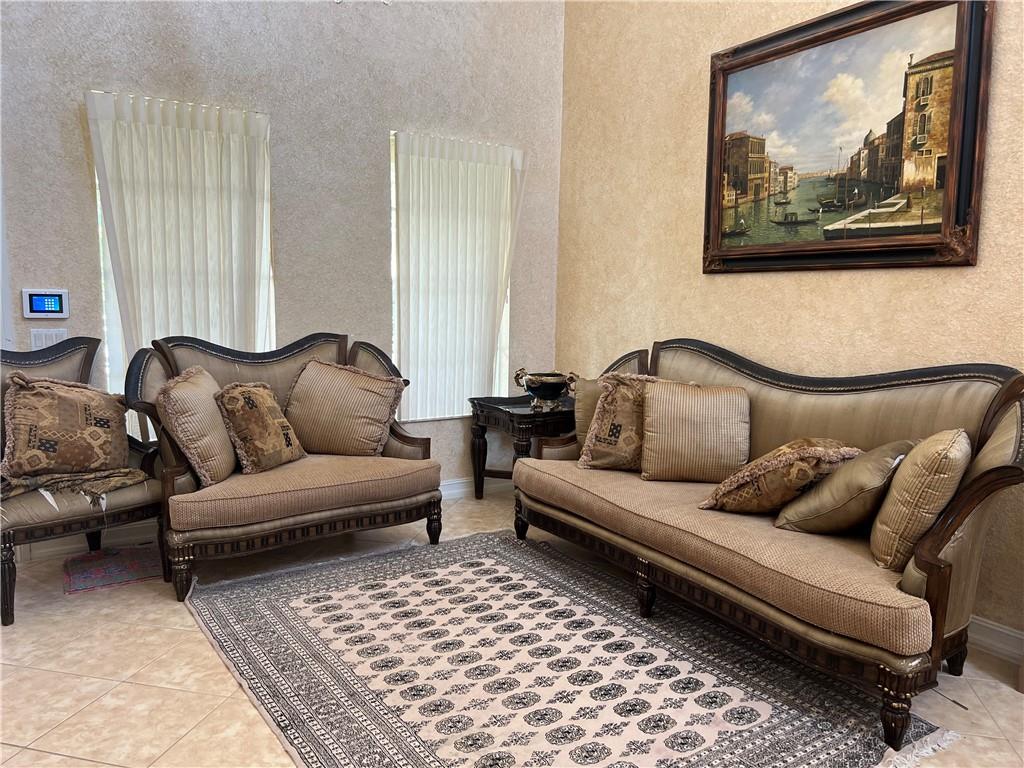 HERON BAY NORTHEAST - Residential Lease