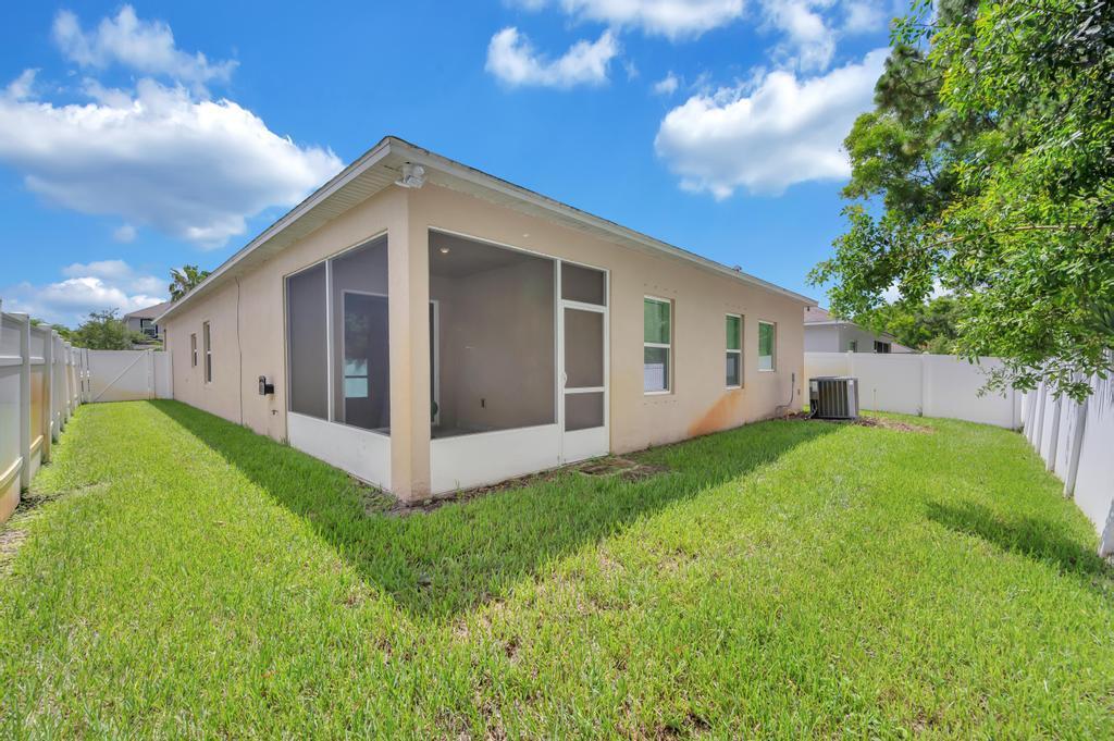 WINTERLAKES TRACT H 1ST R - Residential Lease