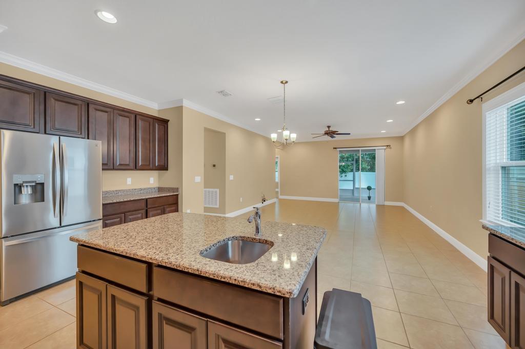 WINTERLAKES TRACT H 1ST R - Residential Lease