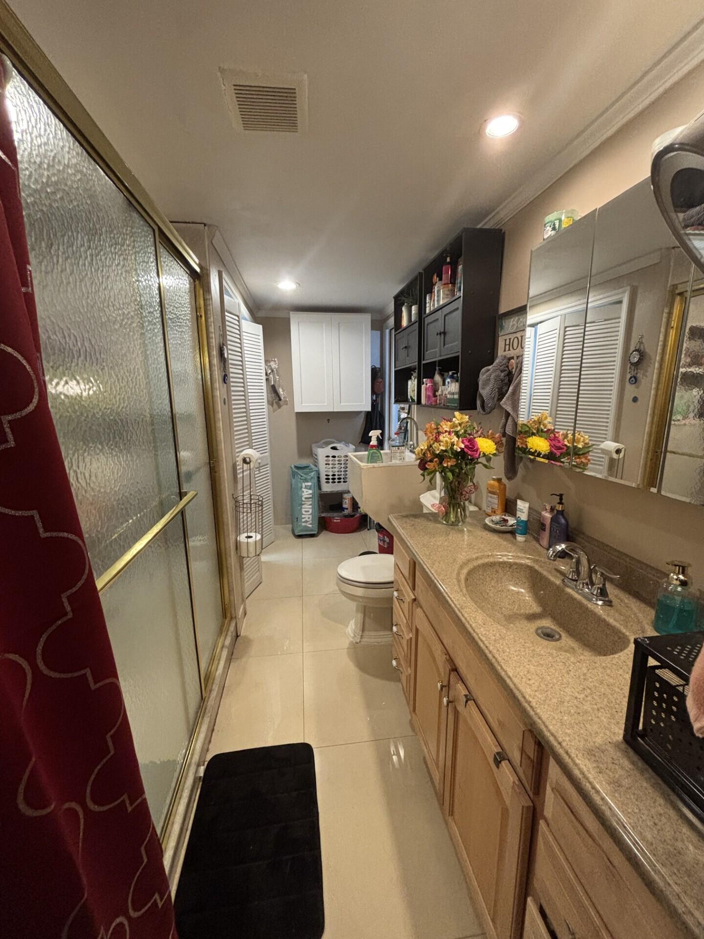 COUNTRY KNOLLS - Residential