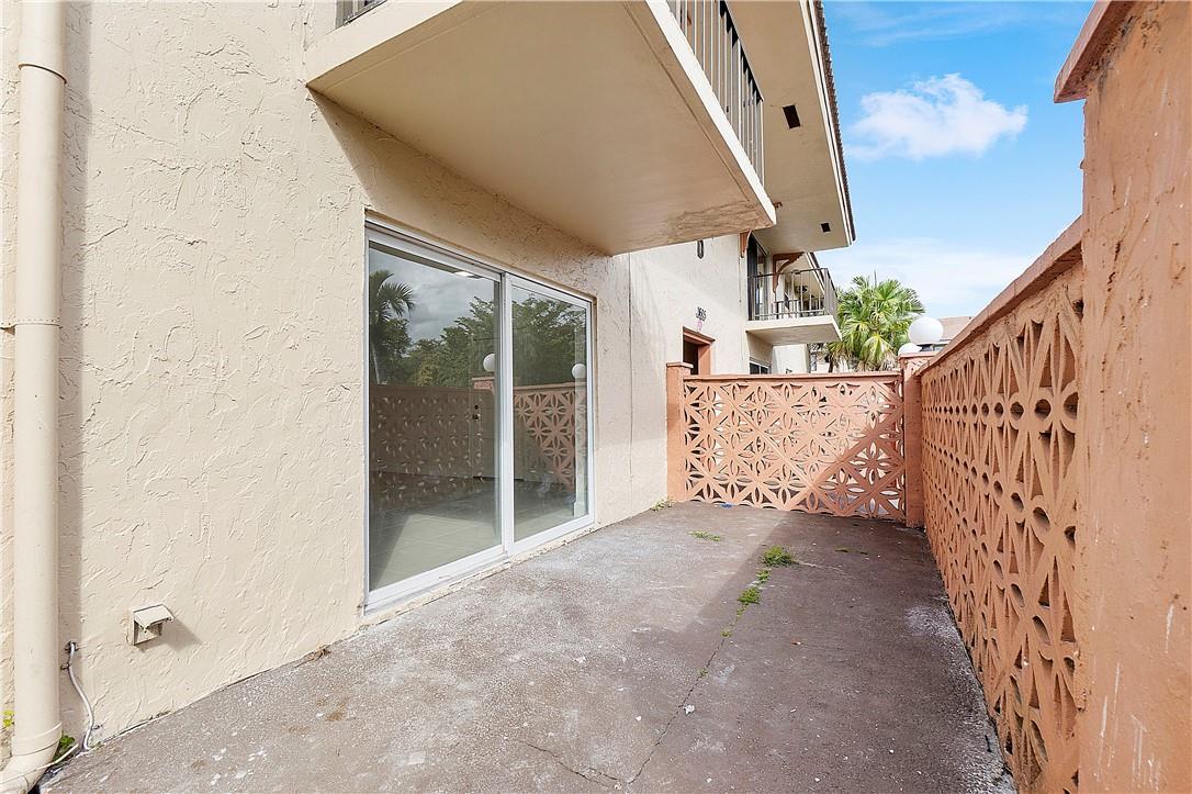 Palms Villas & Condos Sec - Residential Lease