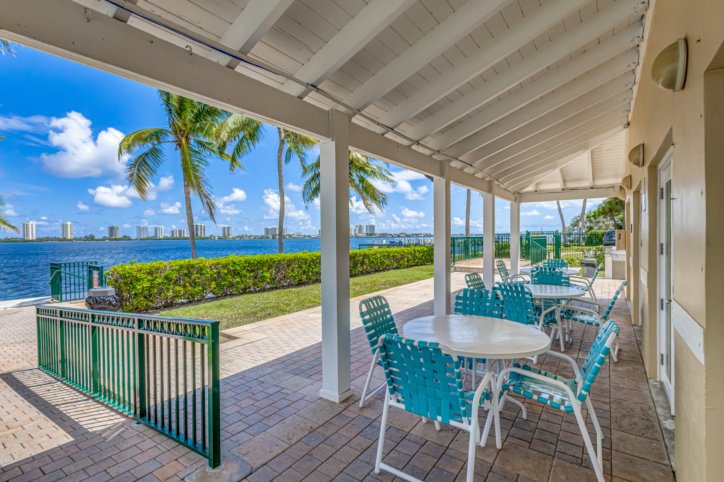 BAY REACH CONDO - Residential Lease