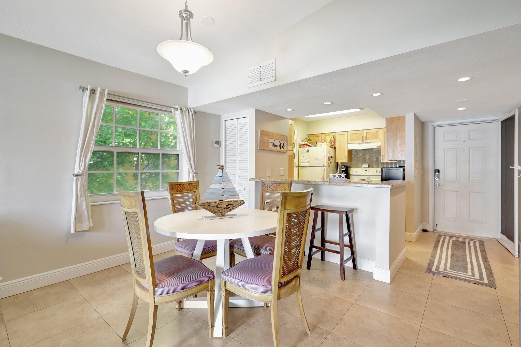 BAY REACH CONDO - Residential Lease