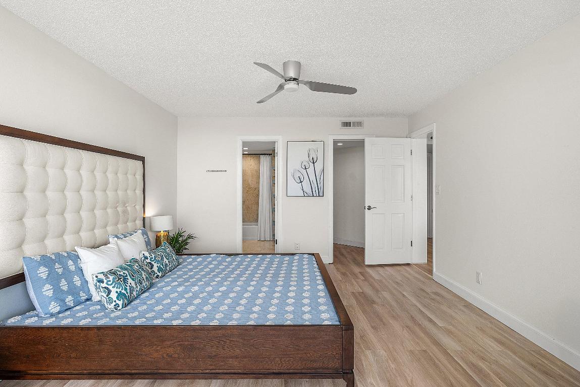 Yorktown Condo - Residential