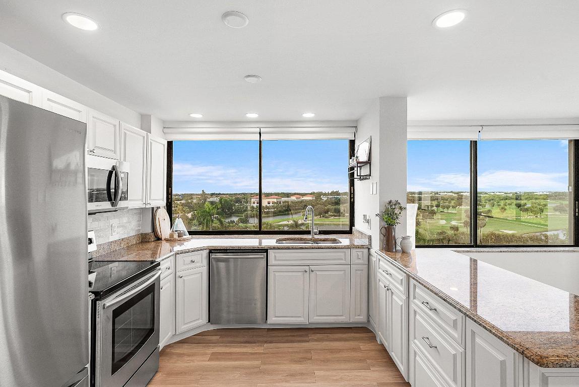 Yorktown Condo - Residential