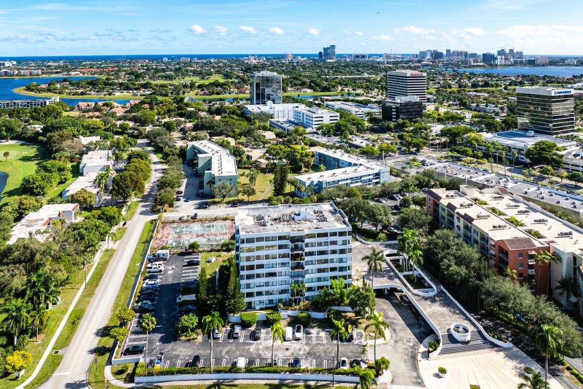 Yorktown Condo - Residential