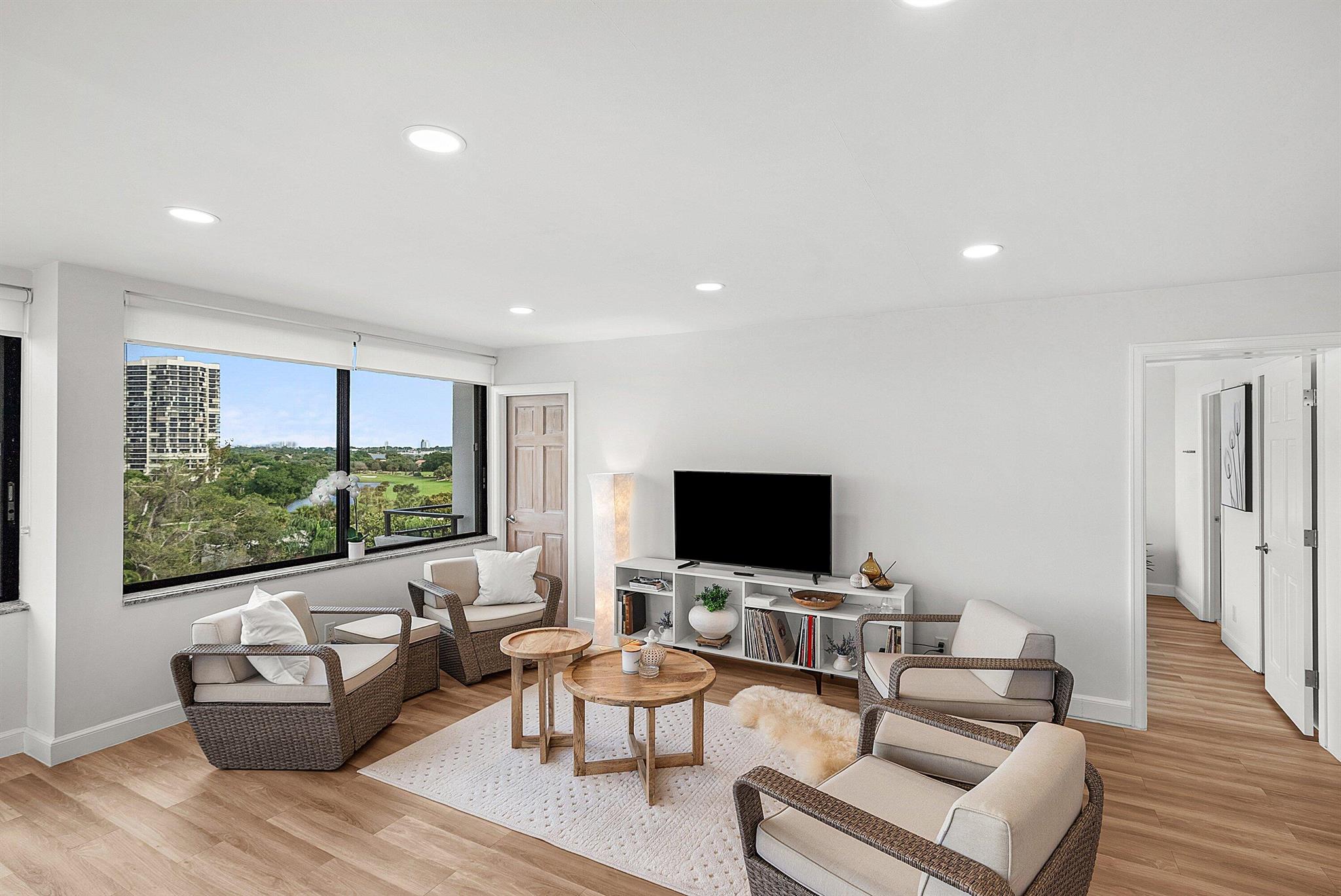 Yorktown Condo - Residential