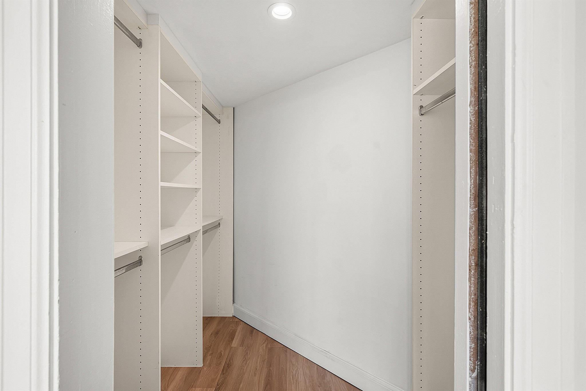 Yorktown Condo - Residential