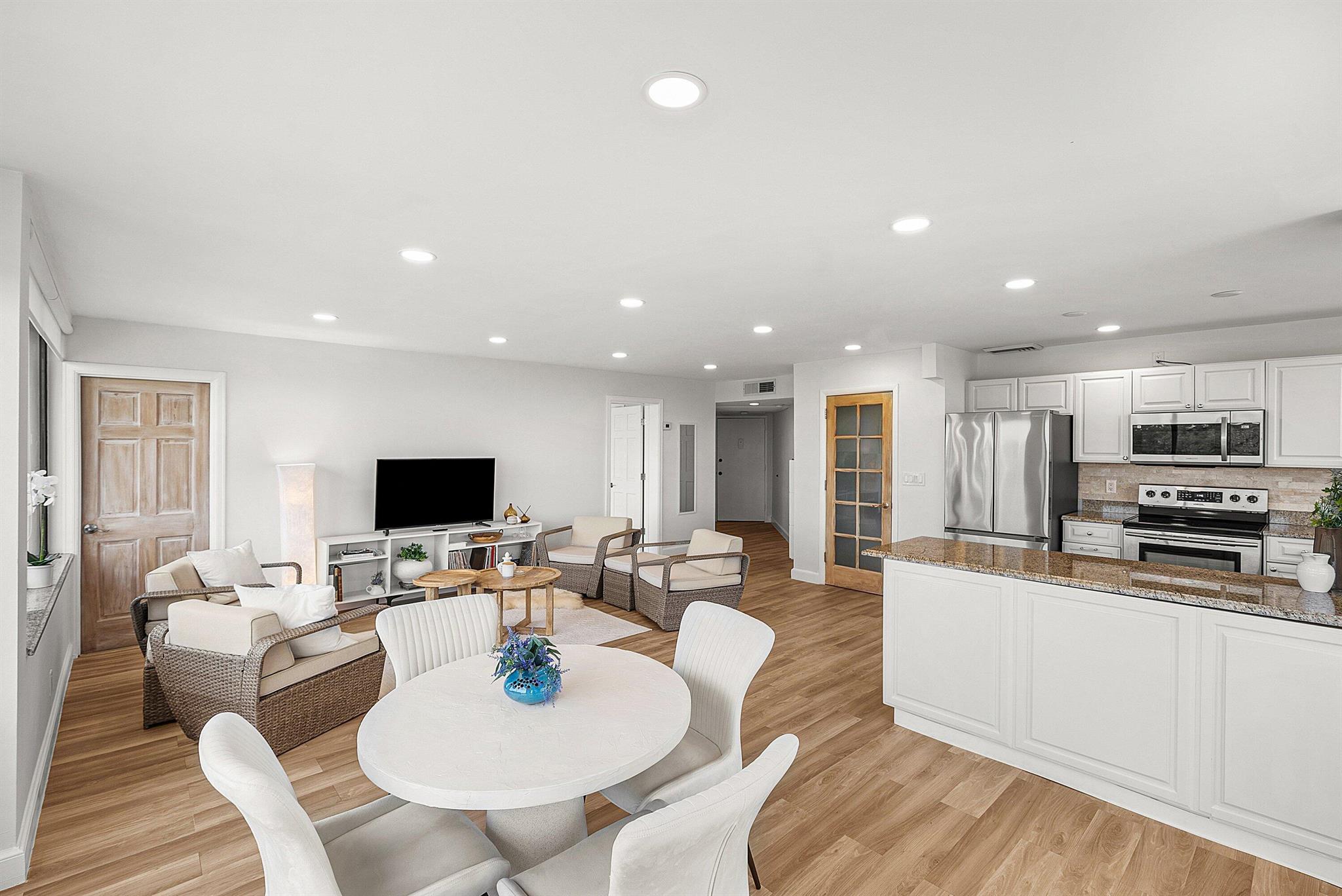 Yorktown Condo - Residential