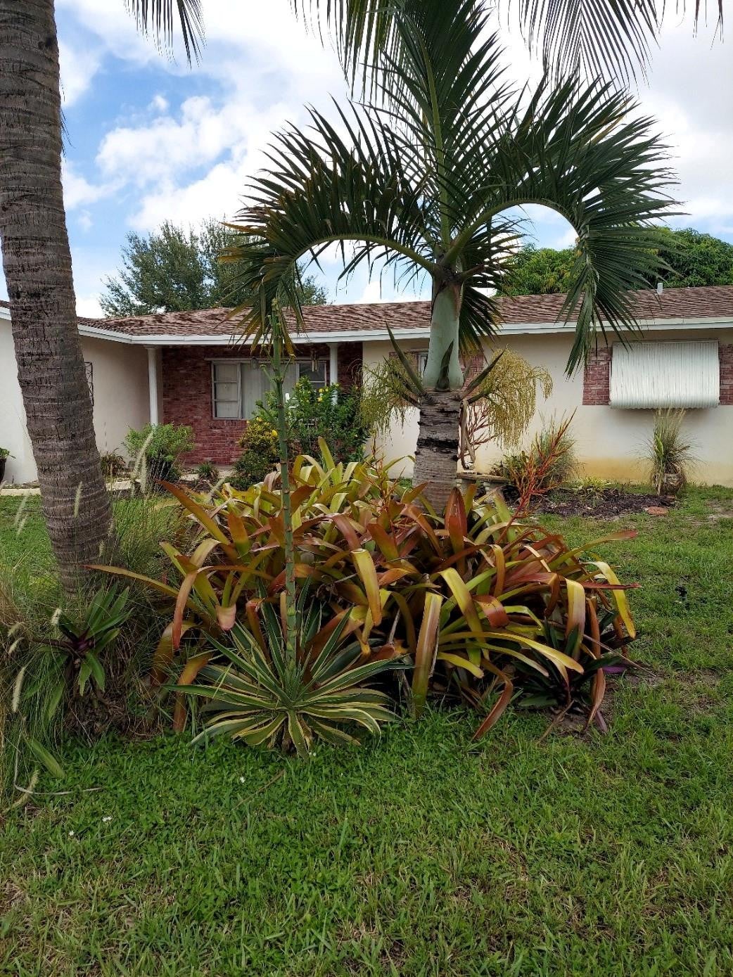 1011 NW 45th Court, Fort Lauderdale FL 33309