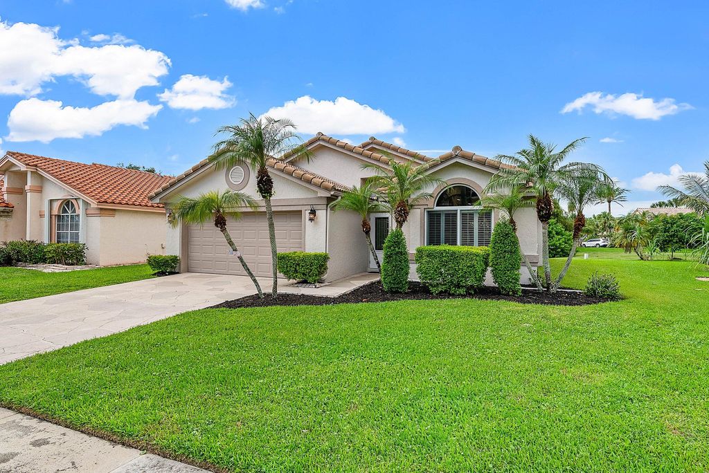 Photo of 8582 Tourmaline Boulevard, Boynton Beach, FL 33472 (MLS # R11124613)