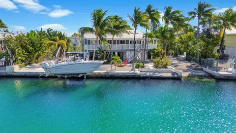 17081 W Starfish Lane, Sugarloaf Key, FL MLS: R11079857