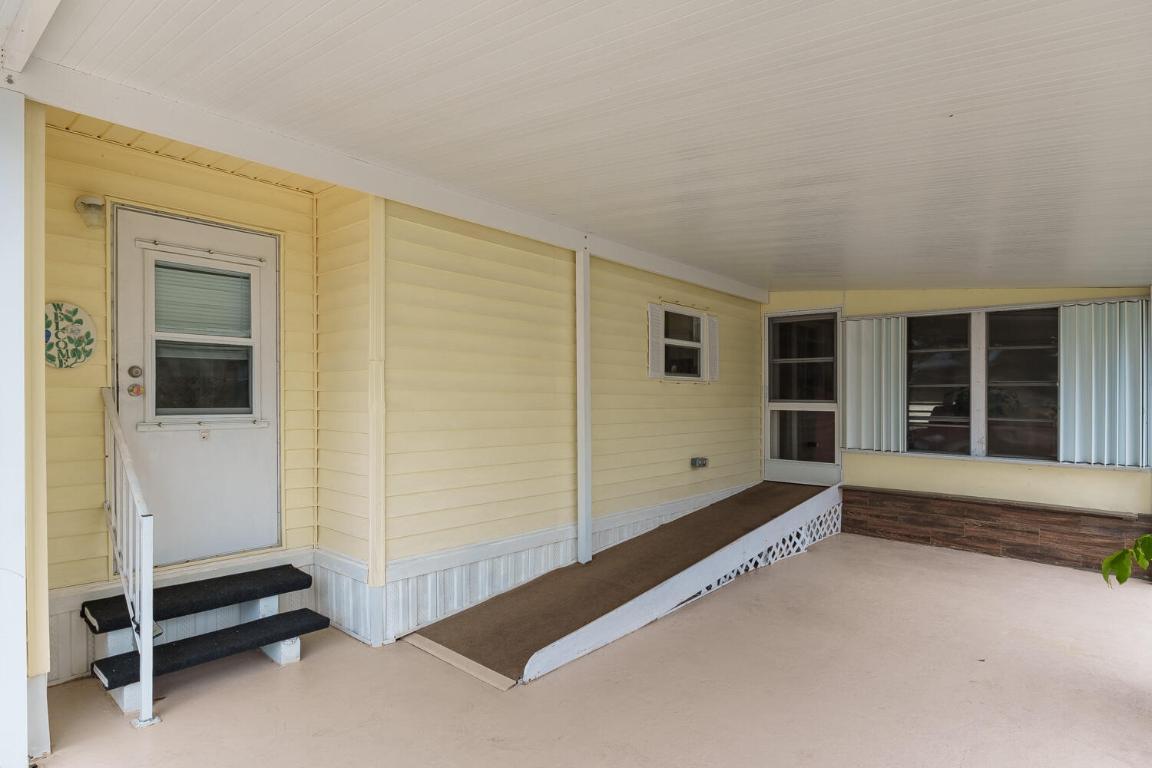 Spanish Lakes Golf Village - Residential