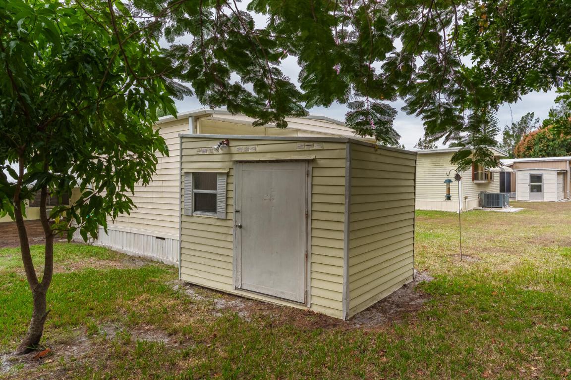 Spanish Lakes Golf Village - Residential