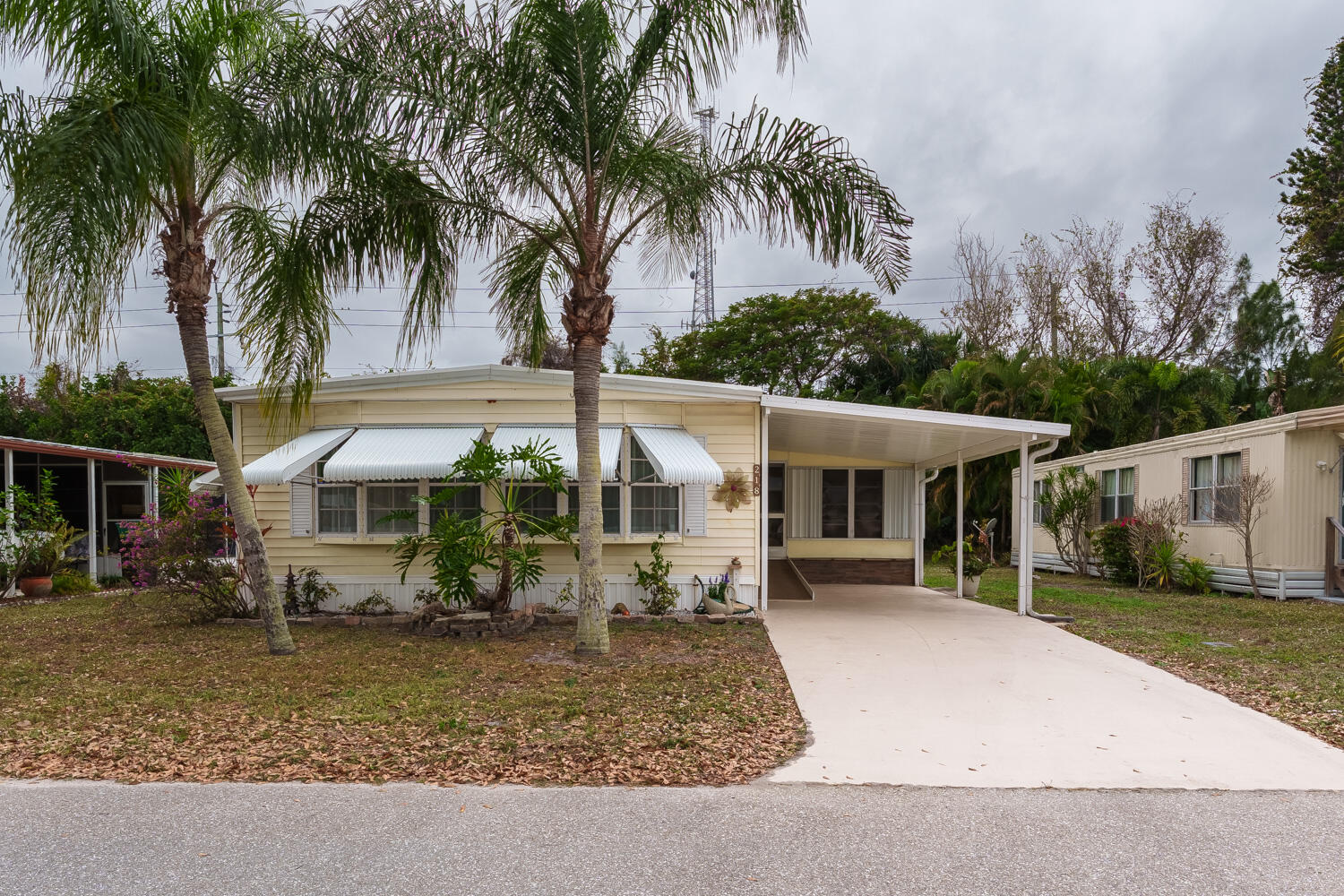 Spanish Lakes Golf Village - Residential