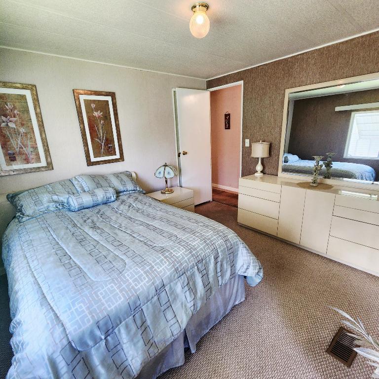 Spanish Lakes Golf Village - Residential