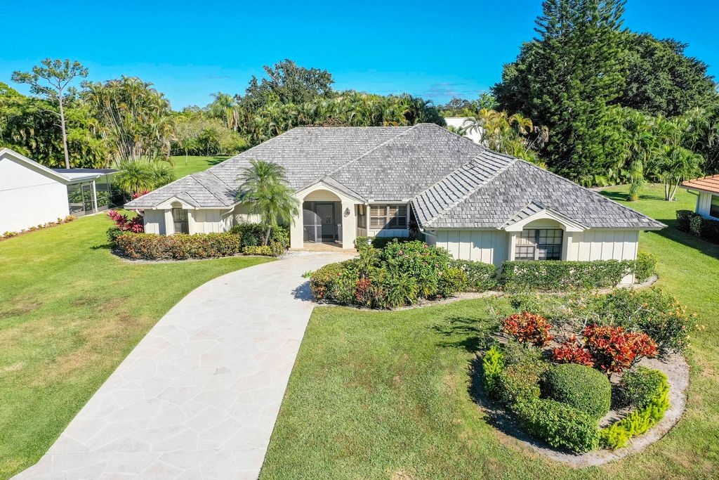 Photo of 6245 Celadon Court, Palm Beach Gardens, FL 33418 (MLS # R10774286)