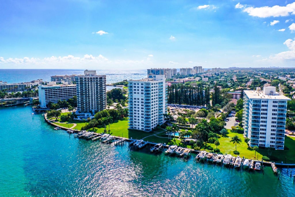Photo of 875 E CAMINO REAL #7E, Boca Raton, FL 33432 (MLS # B26085092)