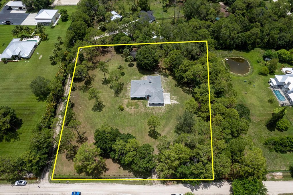 Photo of 17653 Winterhawk Trail, Jupiter, FL 33478 (MLS # R10999448)