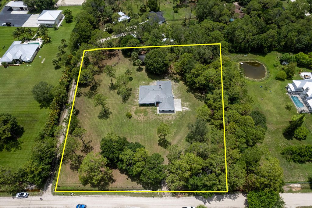 Photo of 17653 Winterhawk Trail, Jupiter, FL 33478 (MLS # R10999448)