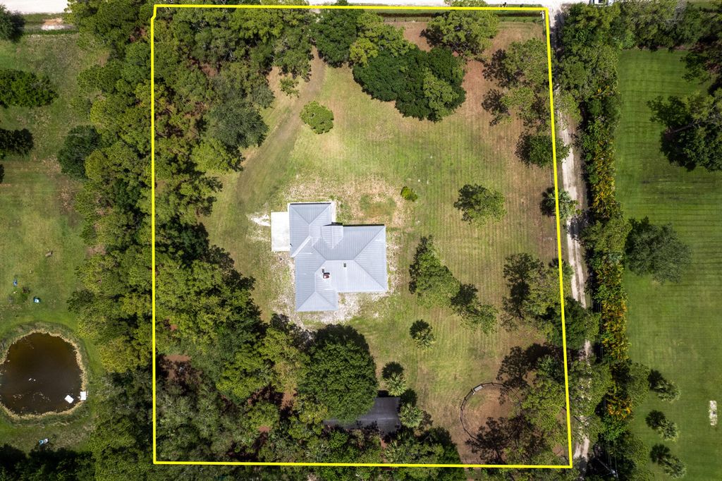 Photo of 17653 Winterhawk Trail, Jupiter, FL 33478 (MLS # R10999448)