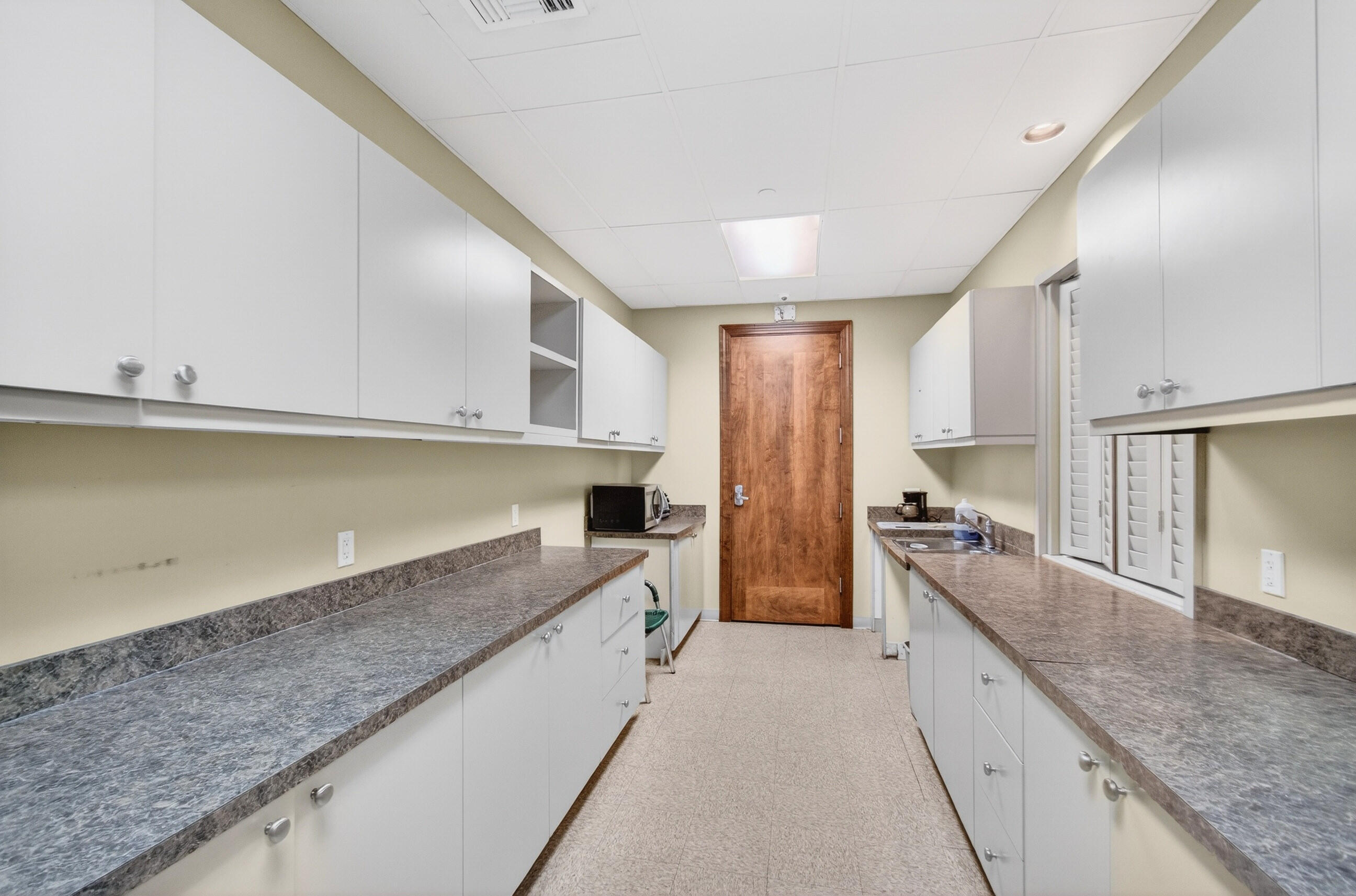 CITYSIDE CONDO - Residential Lease